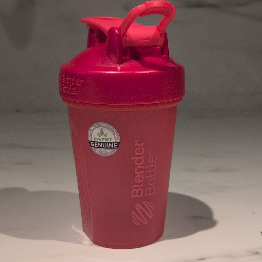 Classic Shaker Bottle - Red